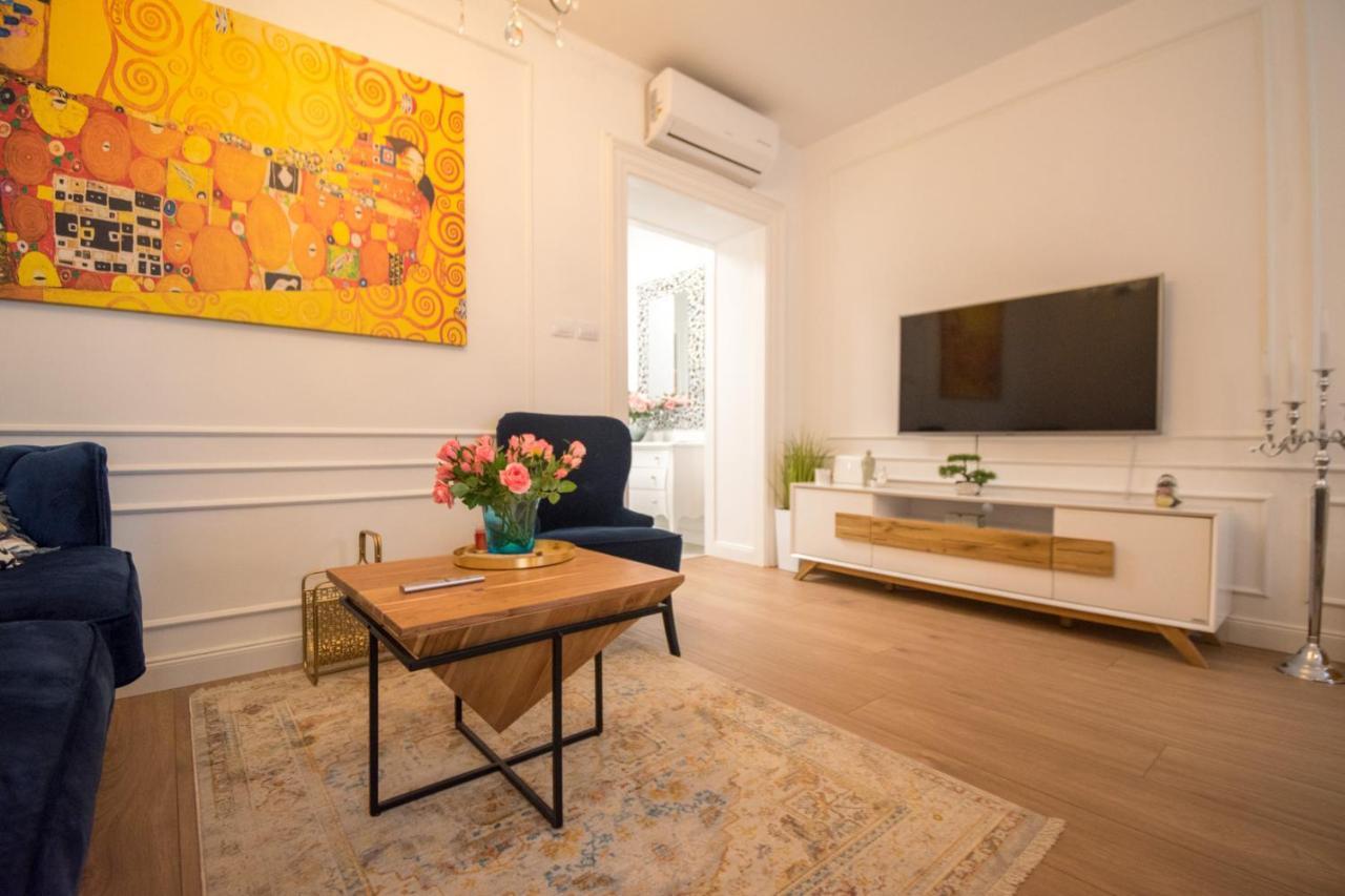 Apartment Trixi Maksimijan Пула Екстериор снимка