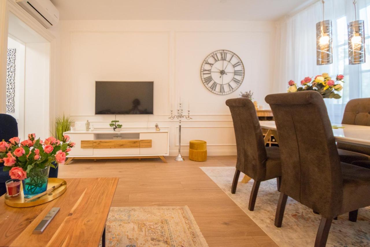 Apartment Trixi Maksimijan Пула Екстериор снимка